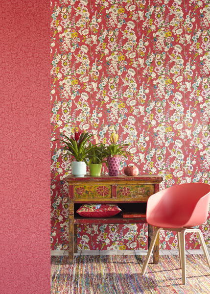 Exotic plants decor idea with vintage inspired red floral wallpaper Exotic plants decor idea with vintage inspired red floral wallpaper